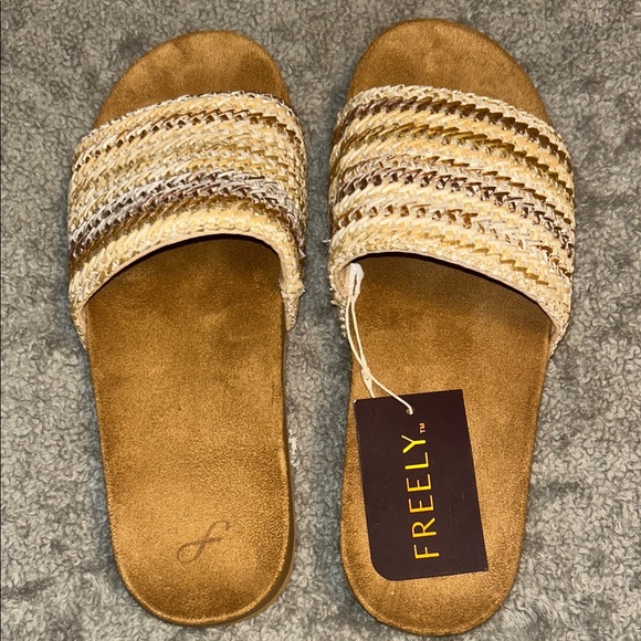 Freely | Shoes | Freely Womens Raffia Slide Sandals Tan And Cream